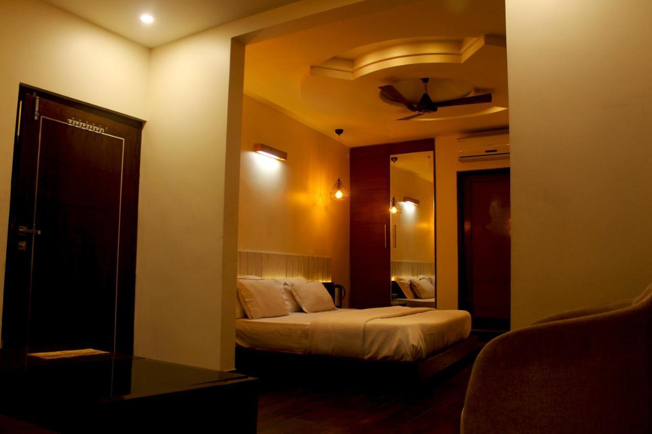 Hotel Himalaya Haridwār Exterior foto